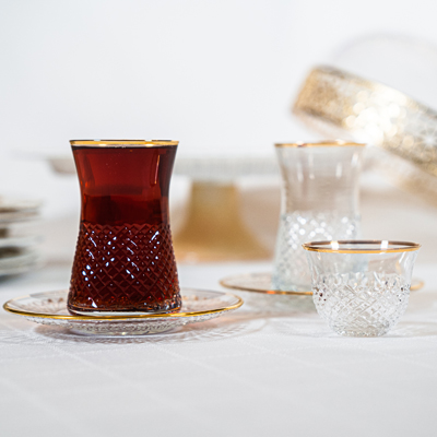 إستكانة وفنجان: ٣